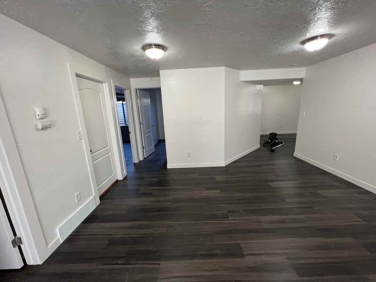 3507 E Bay Ct - Photo 4 of 8