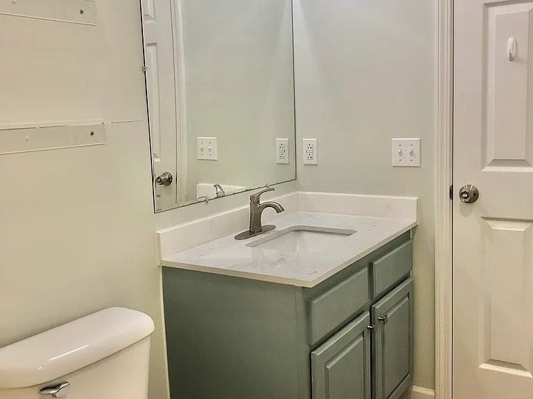 1151 Smith St Sw - Photo 4 of 7