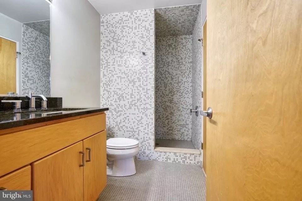 10400 W Madison St #22 - Photo 7 of 14