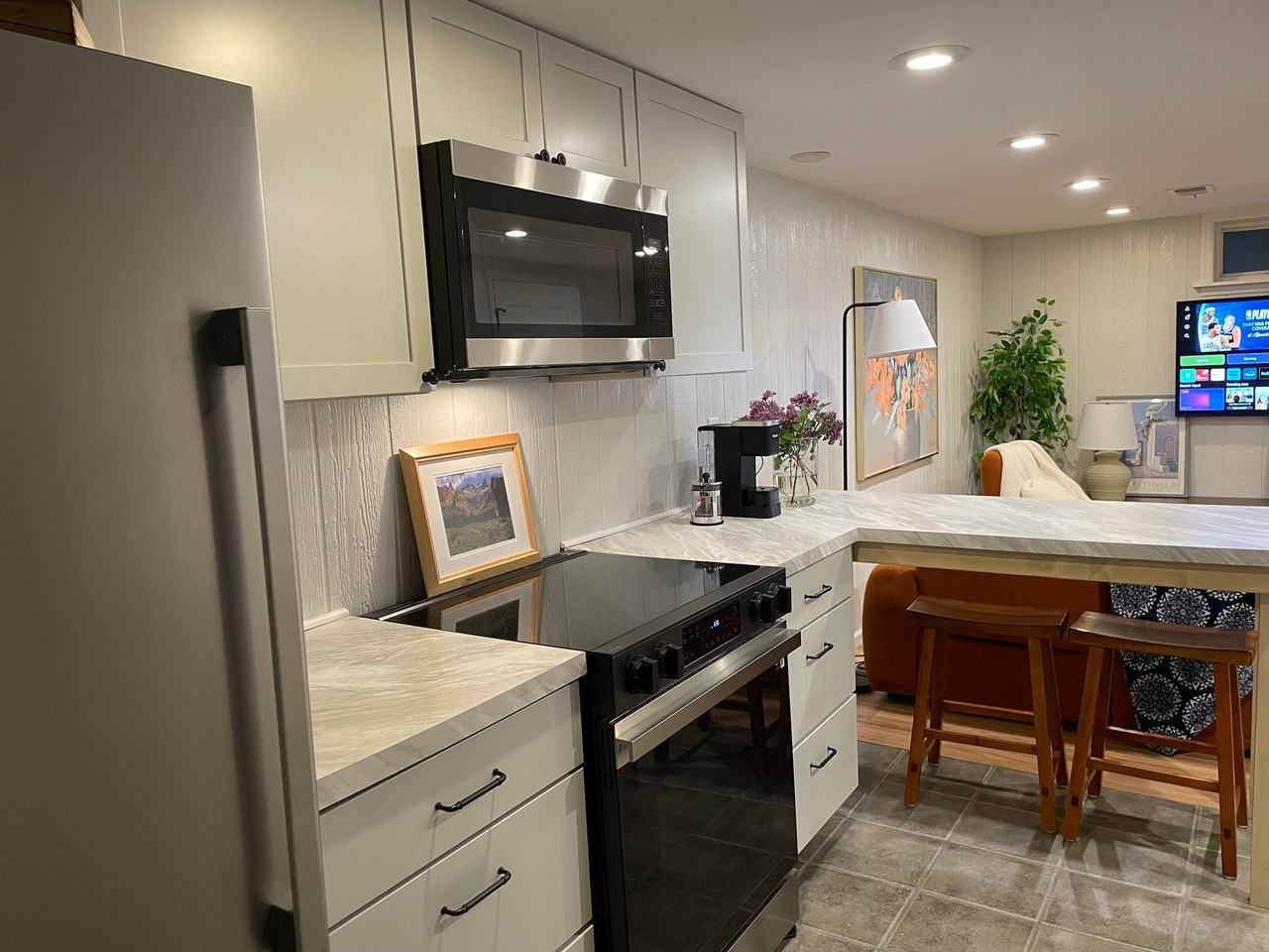 2814 Iowa St #1 - Photo 4 of 19