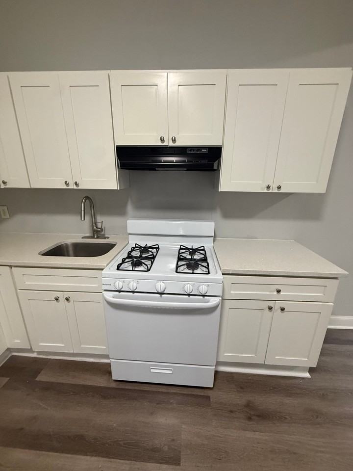83 Albert M Tyler Pl #2 - Photo 3 of 11