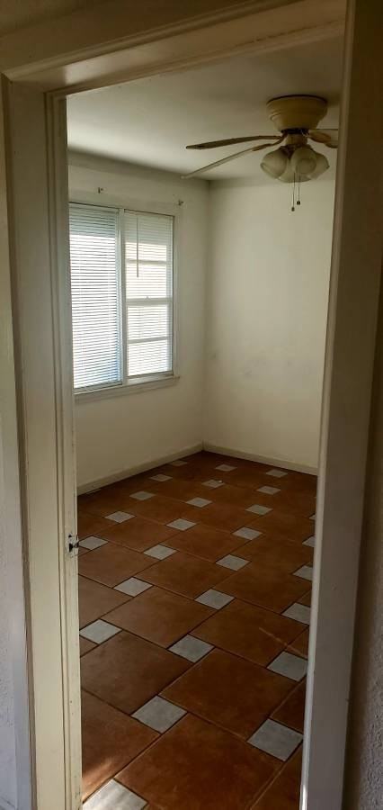 2009 Beth Dr - Photo 5 of 14