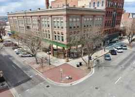 featured image of 211 W 2nd St #208