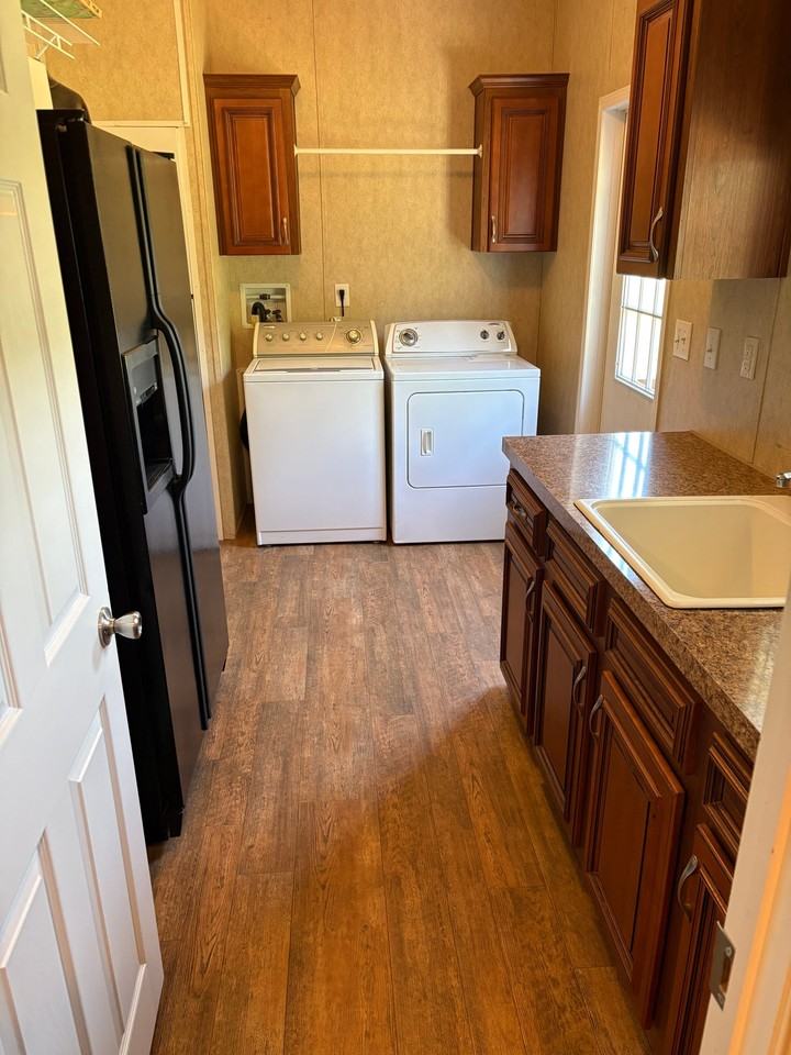1230 Parker Creek Rd - Photo 7 of 17