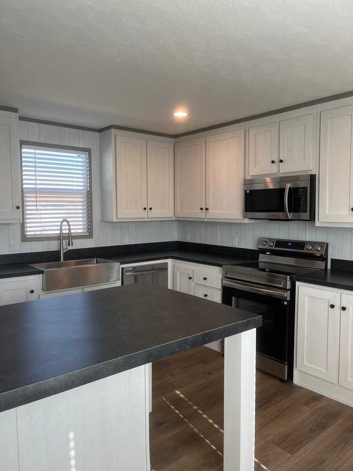 5507 Racetracklane - Photo 2 of 5
