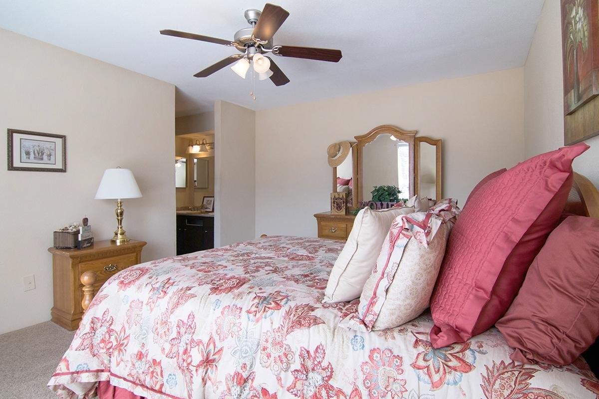 4800 Lamonte Ln #1616A - Photo 3 of 7
