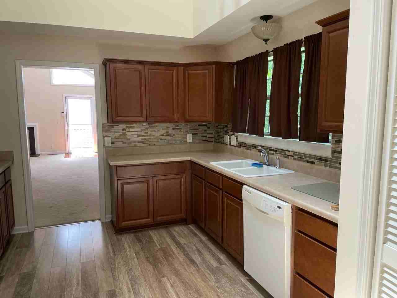 212 Walton Ferry Rd #102 - Photo 3 of 17