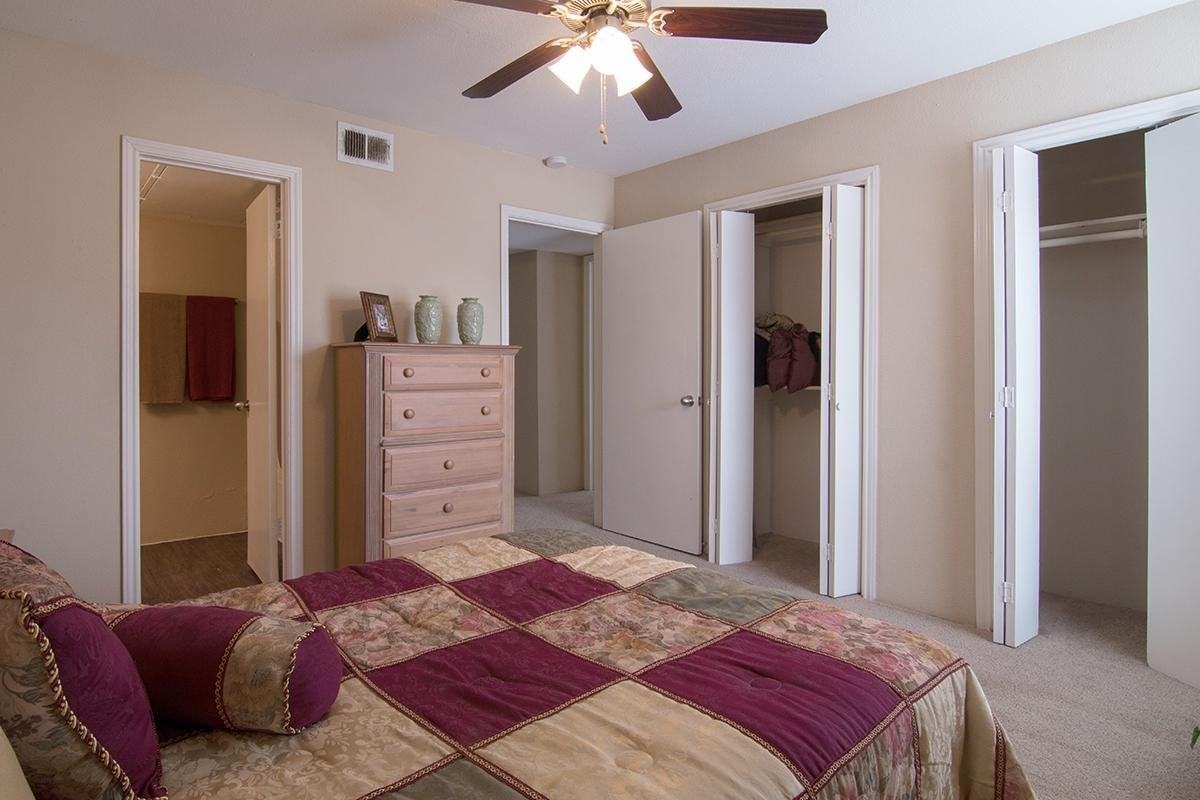4800 Lamonte Ln #2705B - Photo 2 of 6