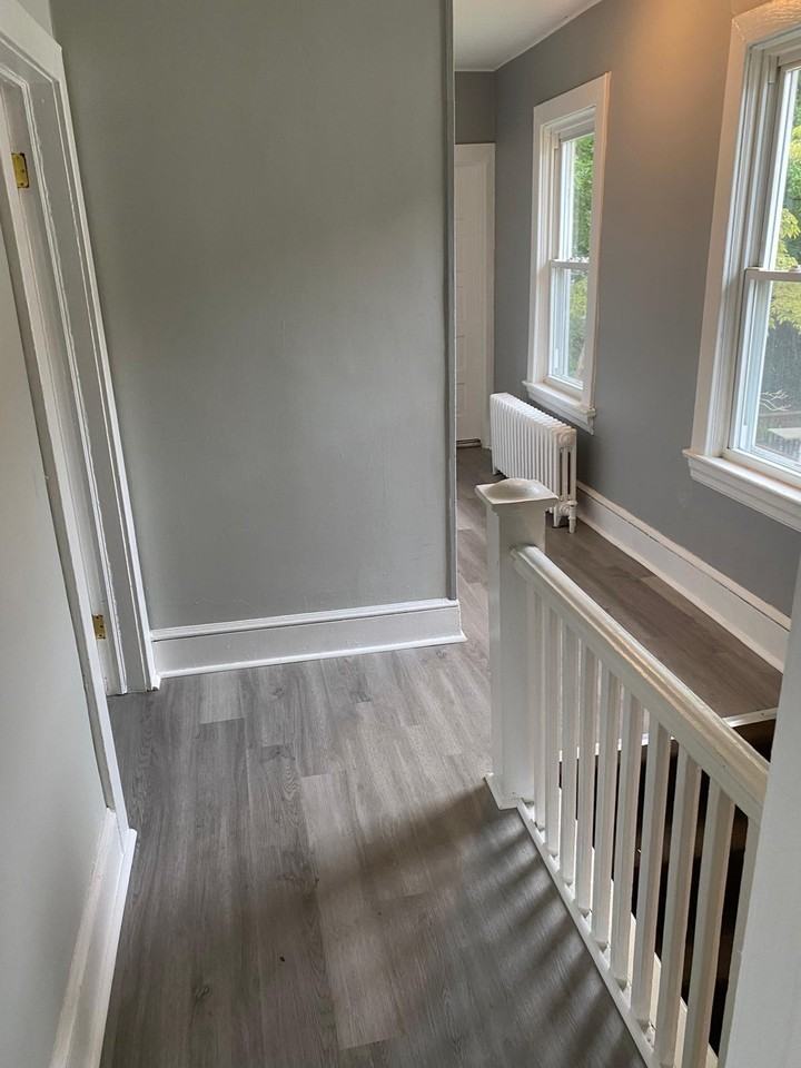 159 Ridge Ave 2nd Fl - Photo 2 of 6