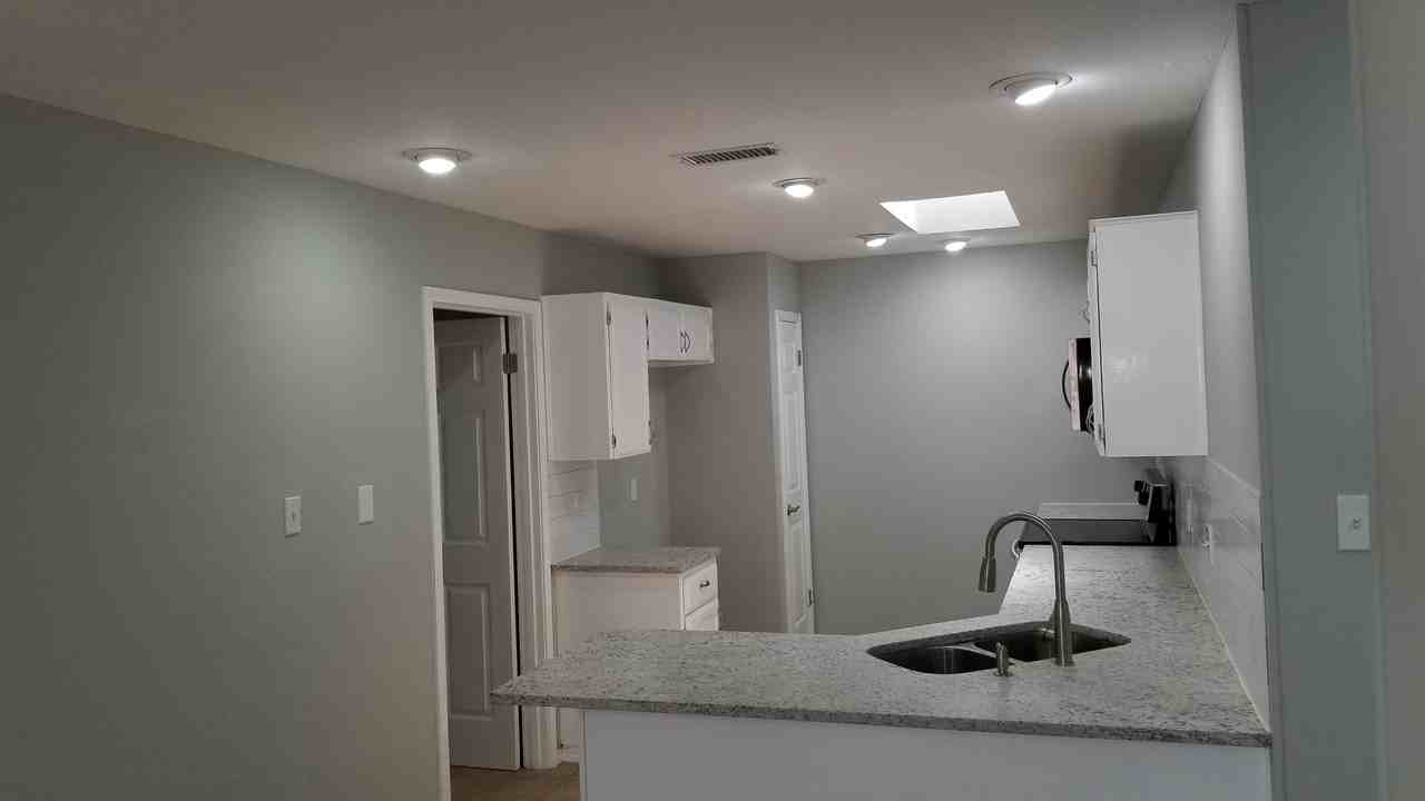 101 Deerglen Ave #NA - Photo 3 of 10