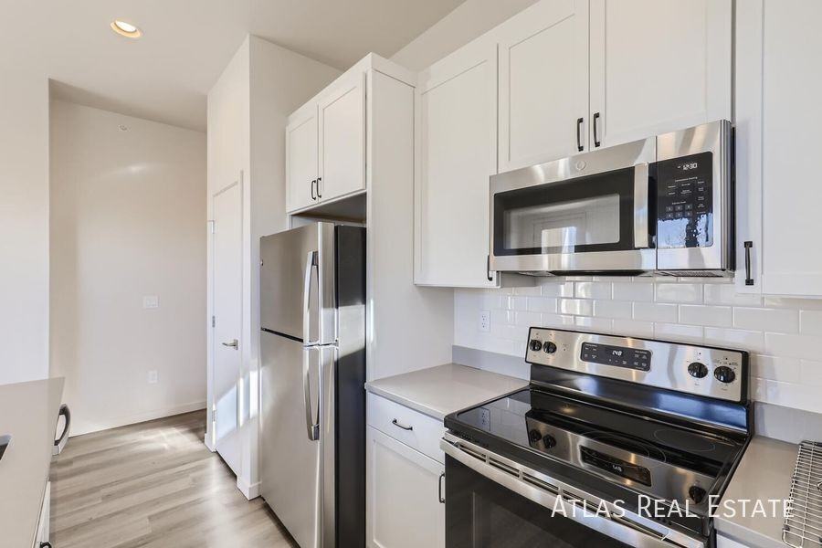 3830 N Olive St #301 - Photo 6 of 39