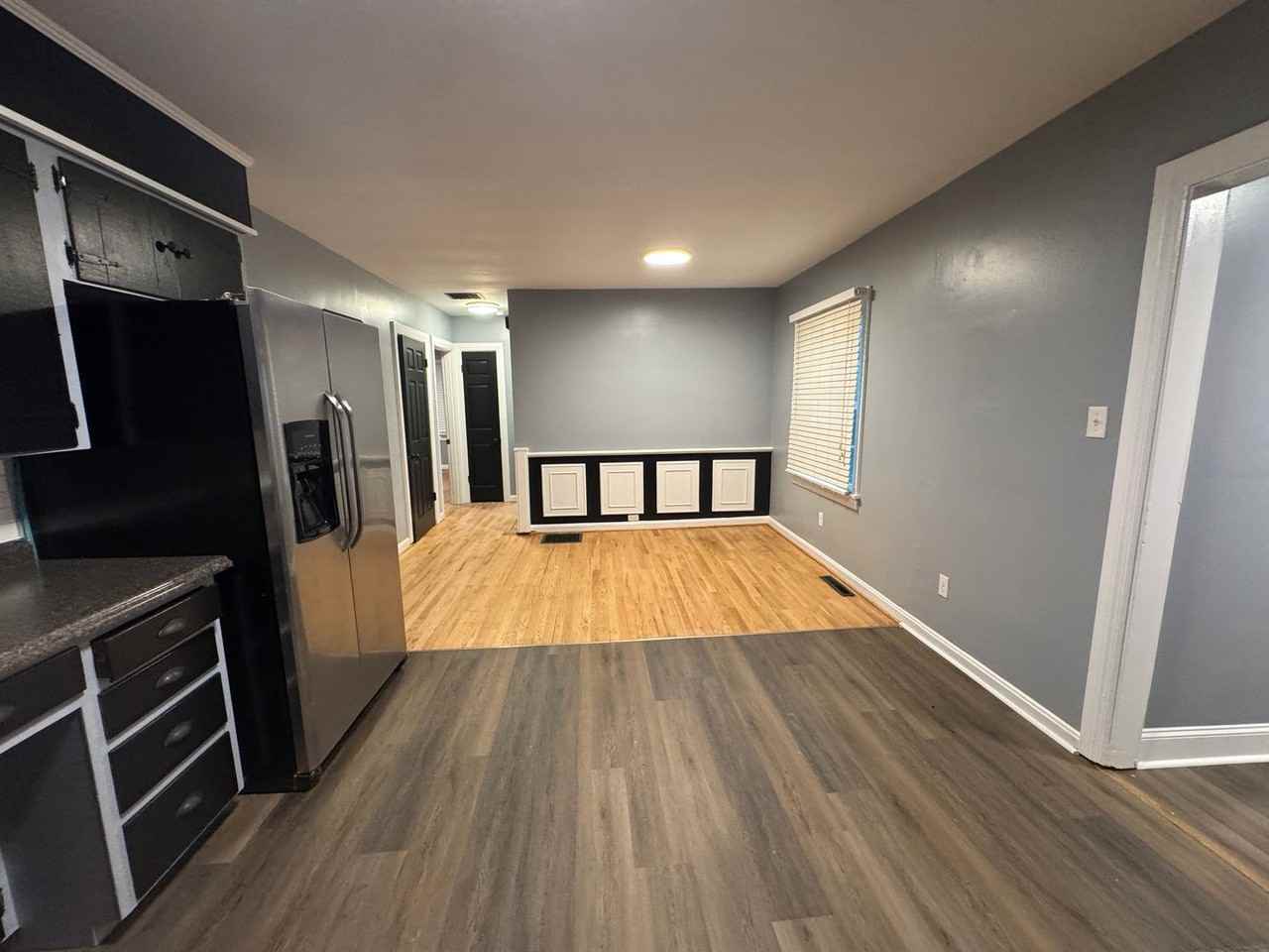 308 Graves St - Photo 4 of 15