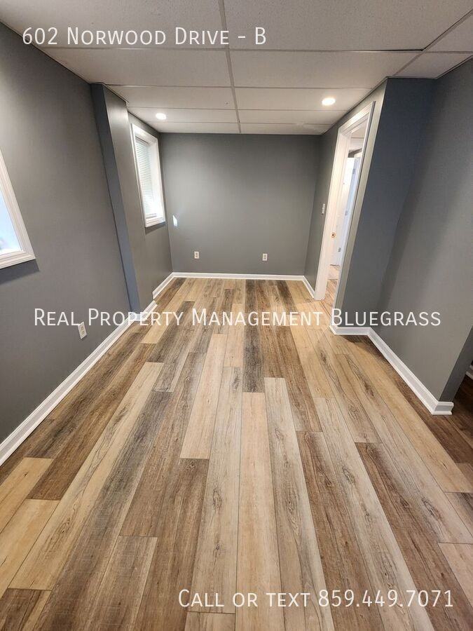 602 Norwood Dr #B - Photo 4 of 12