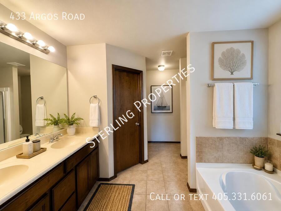 433 Argos Rd - Photo 2 of 28