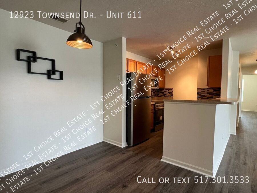 12923 Townsend Dr #611 - Photo 5 of 15