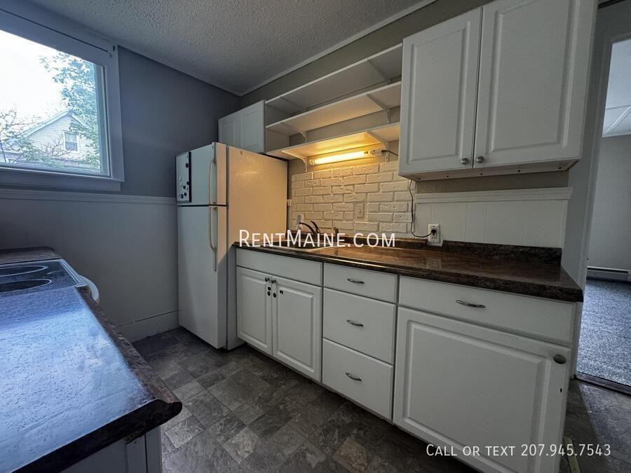 3 Newhall St #2 - Photo 2 of 11