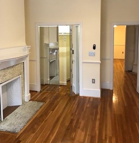 2476 Ontario Rd Nw #A - Photo 5 of 13