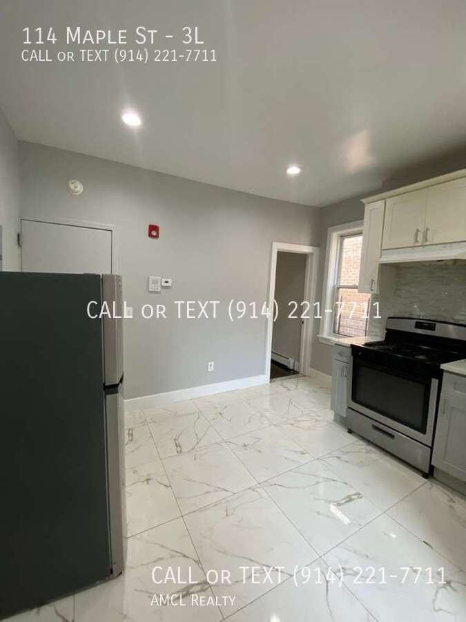 114 Maple St #3L - Photo 5 of 10