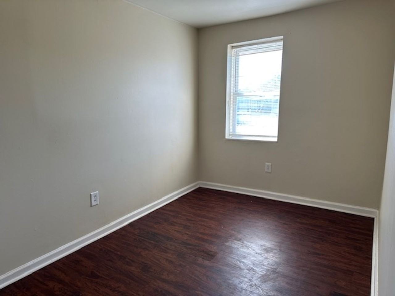 1710 Briggs St - Photo 6 of 12