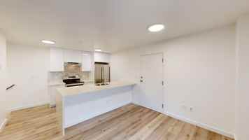 featured image of 1985 Fulton St #10