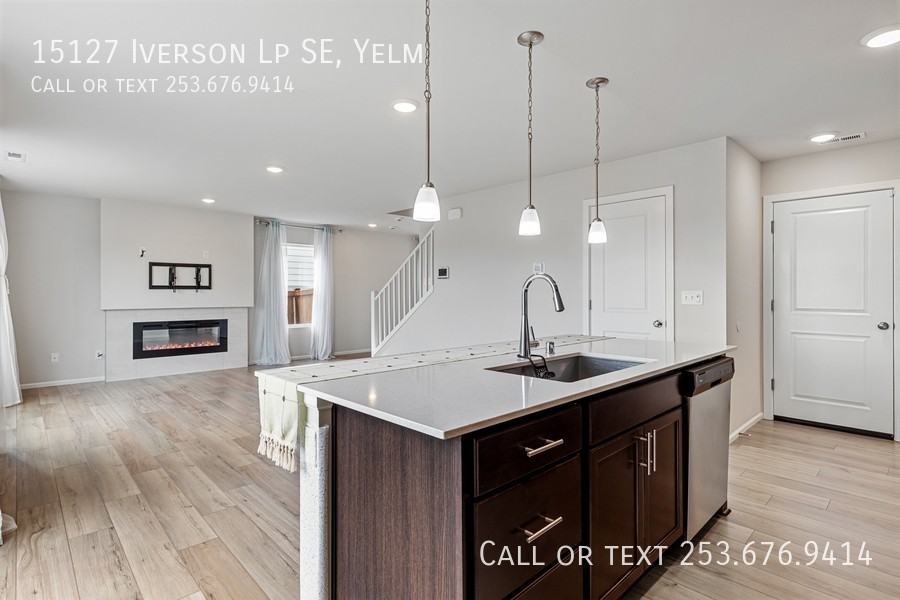 15127 Iverson Loop Se - Photo 4 of 22