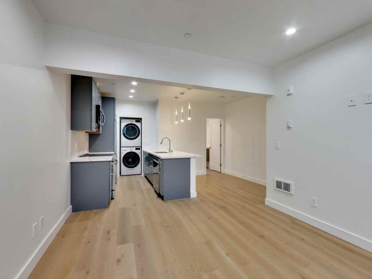 840 Greenwich St #1 - Photo 2 of 16
