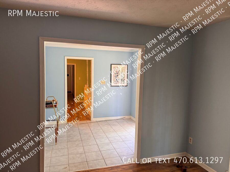 3518 Moonlight Ct - Photo 3 of 18