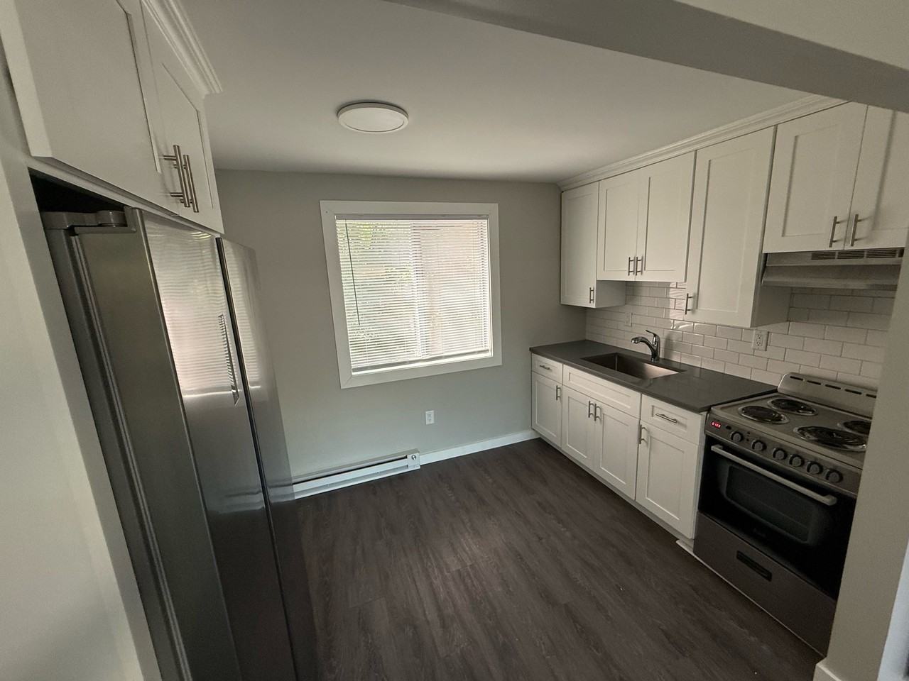 77 E Main St #6
