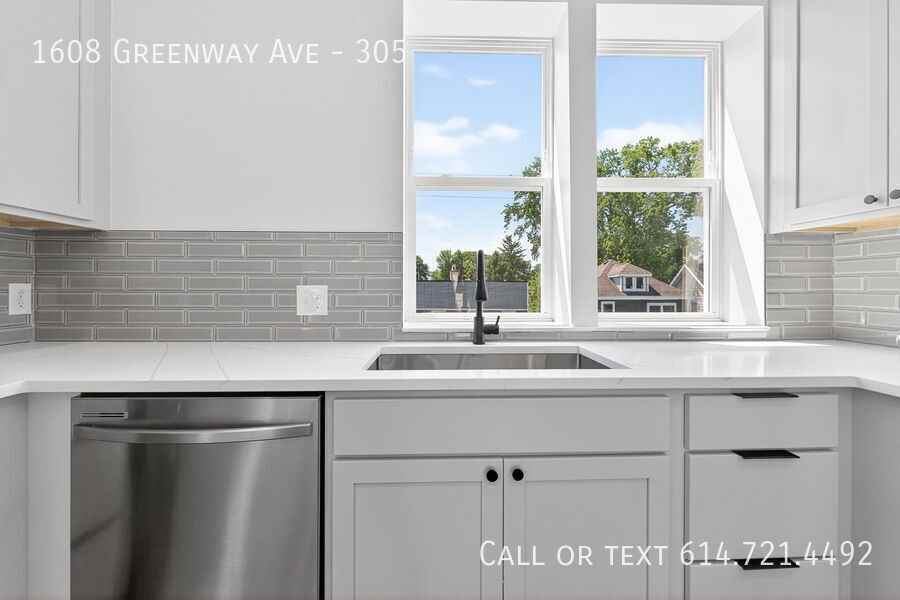 1608 Greenway Ave #305 - Photo 7 of 30