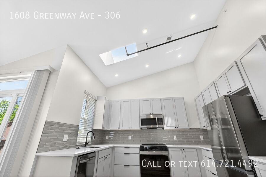 1608 Greenway Ave #306 - Photo 6 of 36