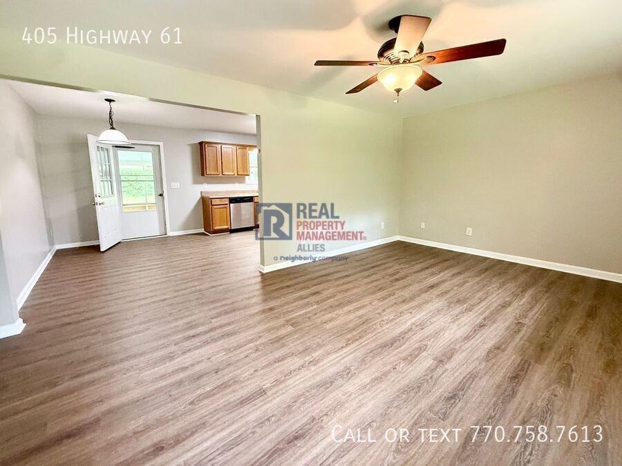 405 N Tennessee St - Photo 3 of 16