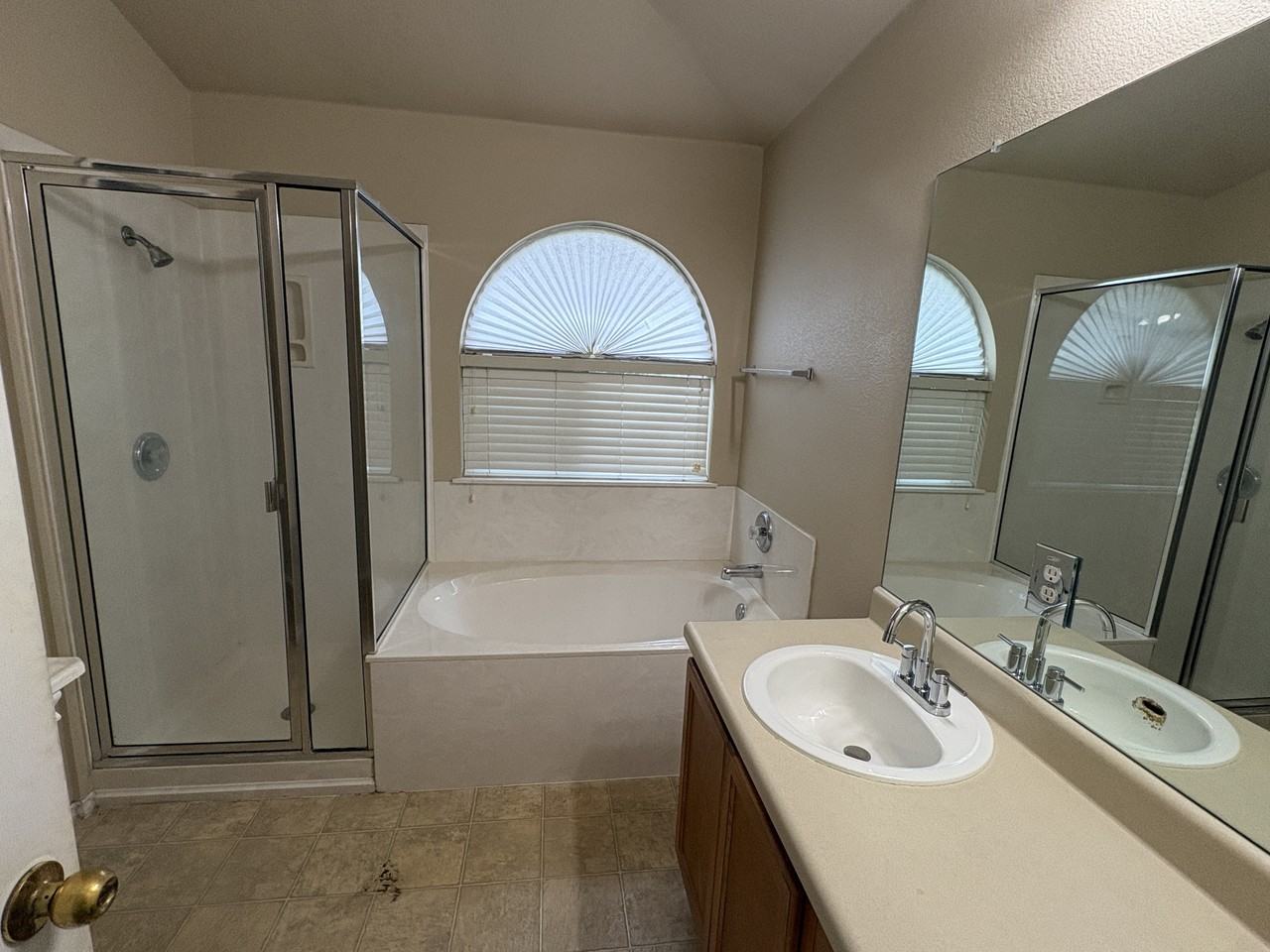387 Paddington Dr #1 - Photo 6 of 12