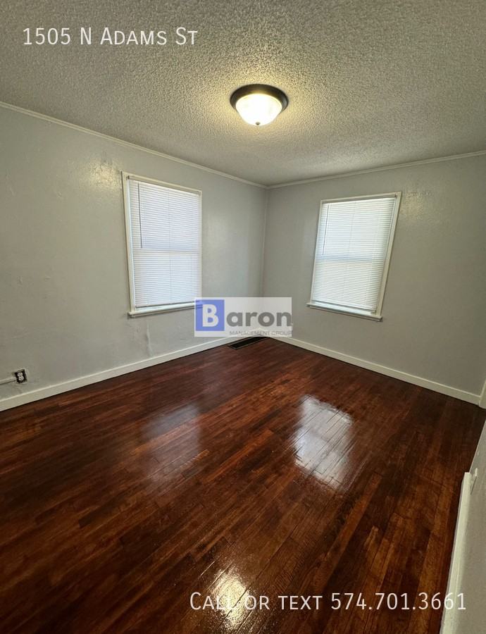 1505 N Adams St - Photo 4 of 13