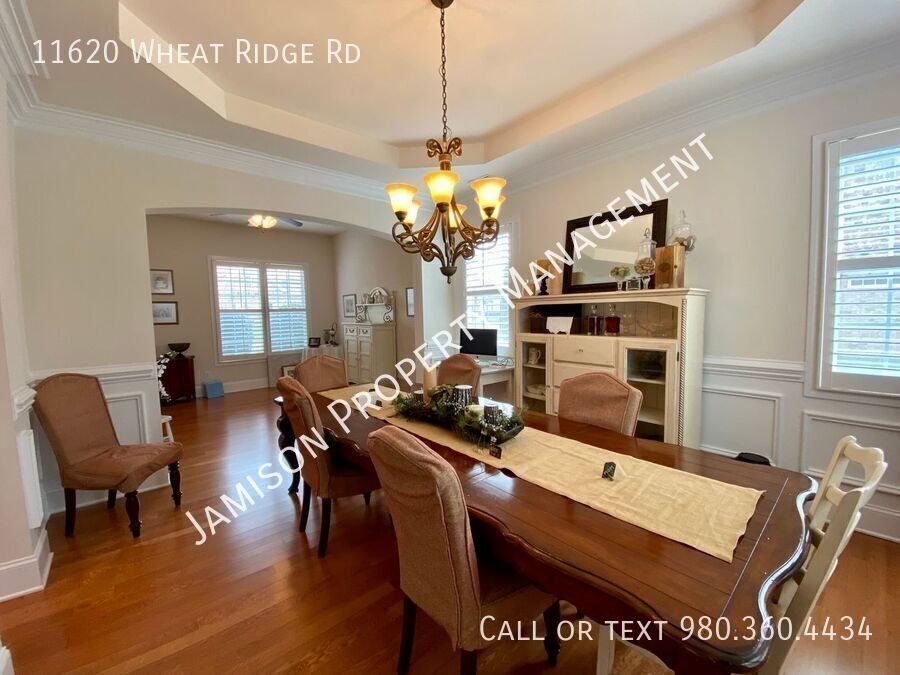 11620 Wheat Ridge Rd - Photo 6 of 30