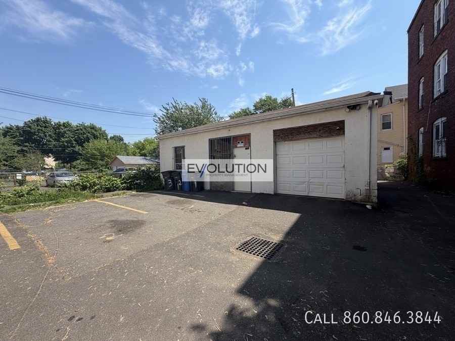 228 - 230 Franklin Ave - Photo 2 of 9
