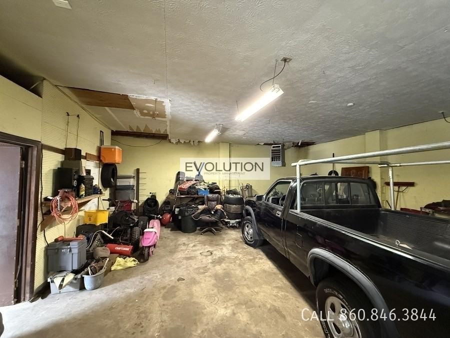 228 - 230 Franklin Ave - Photo 4 of 9