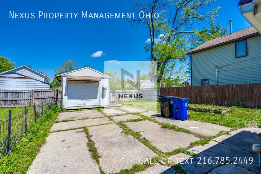 12512 Mcgowan Ave - Photo 2 of 11