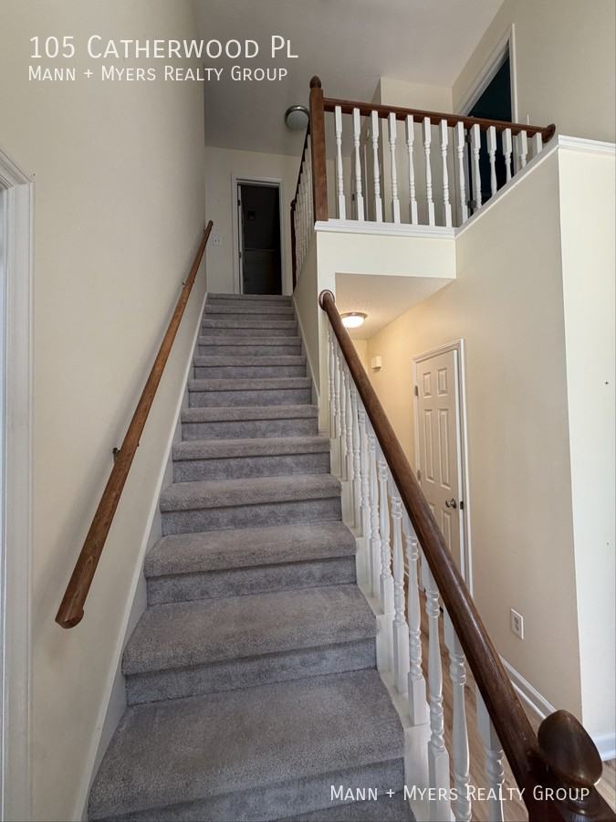 105 Catherwood Pl - Photo 3 of 10
