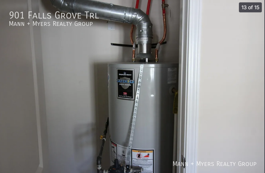 901 Falls Grove Trl - Photo 3 of 12