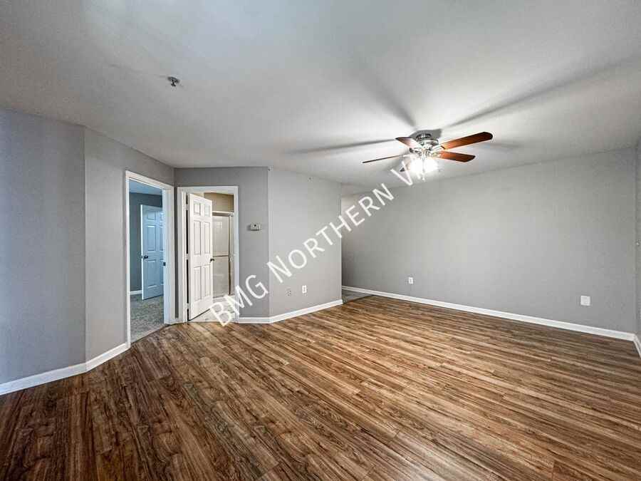 635 Constellation Sq Se #G - Photo 4 of 23