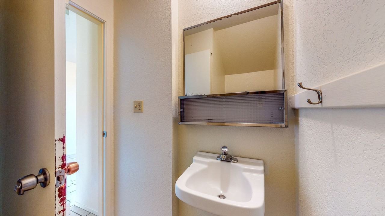 1331 North St - Photo 6 of 16