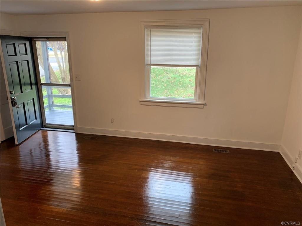5611 Lakeside Avenue - Photo 5 of 23