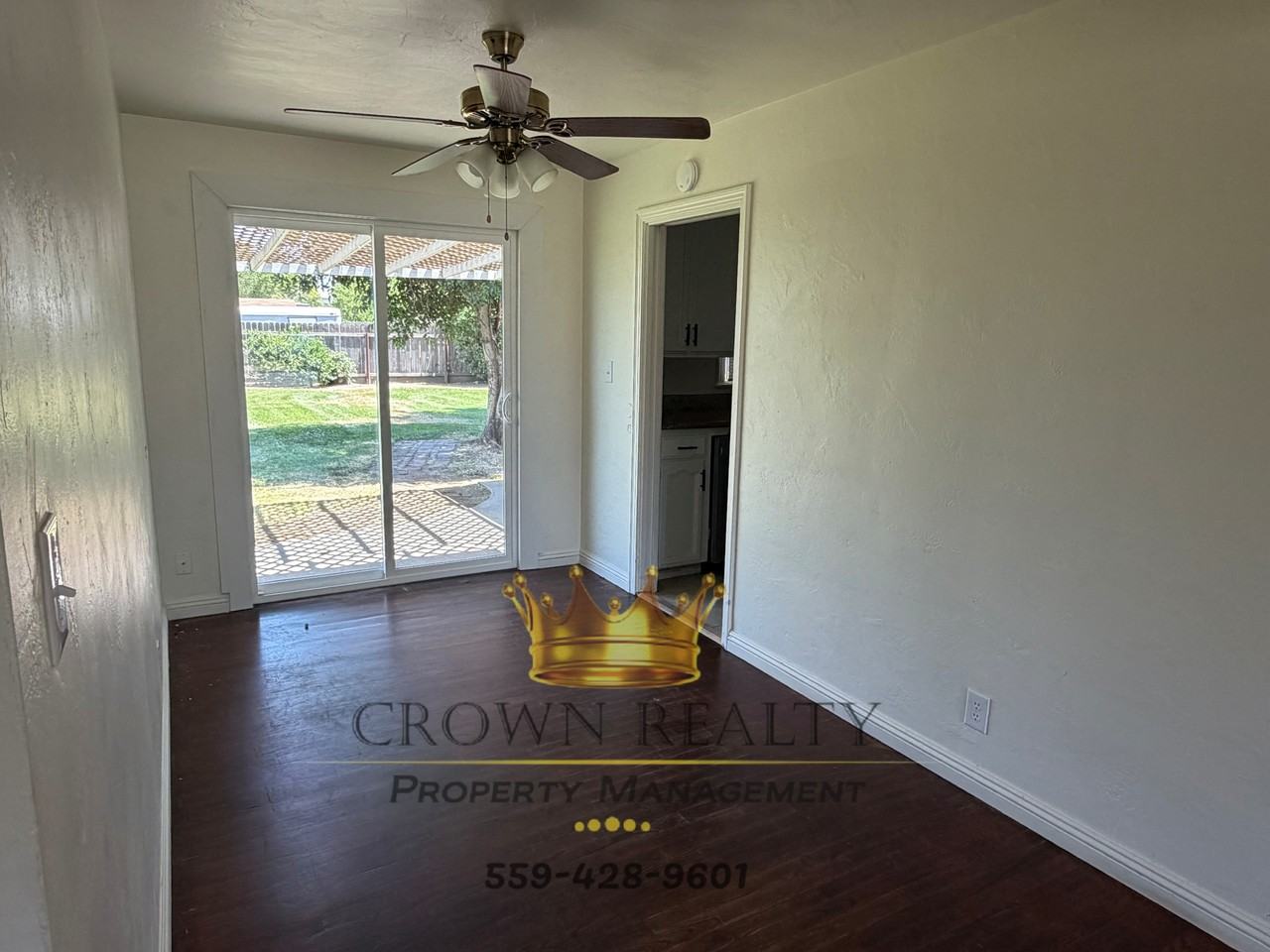 606 Auburn St #1 - Photo 4 of 16