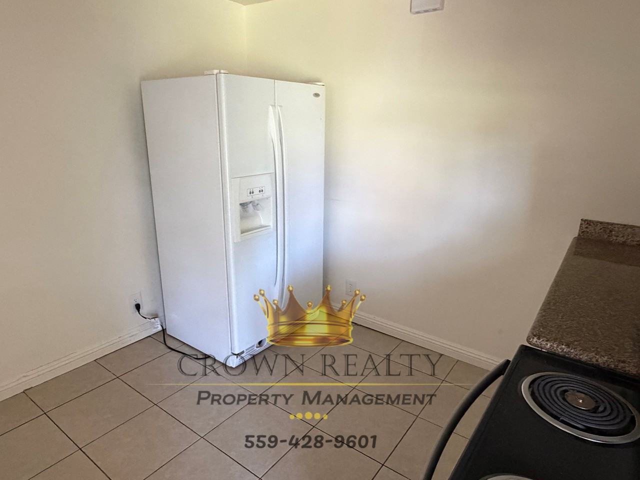606 Auburn St #1 - Photo 6 of 16