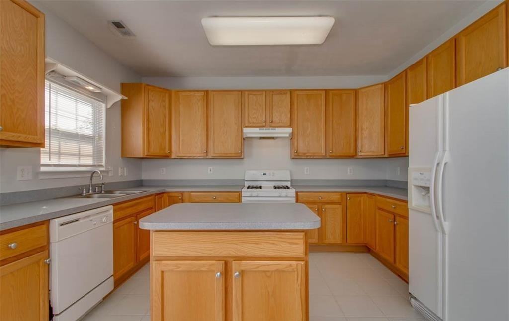 2305 Bizzone Cir #1 - Photo 7 of 30