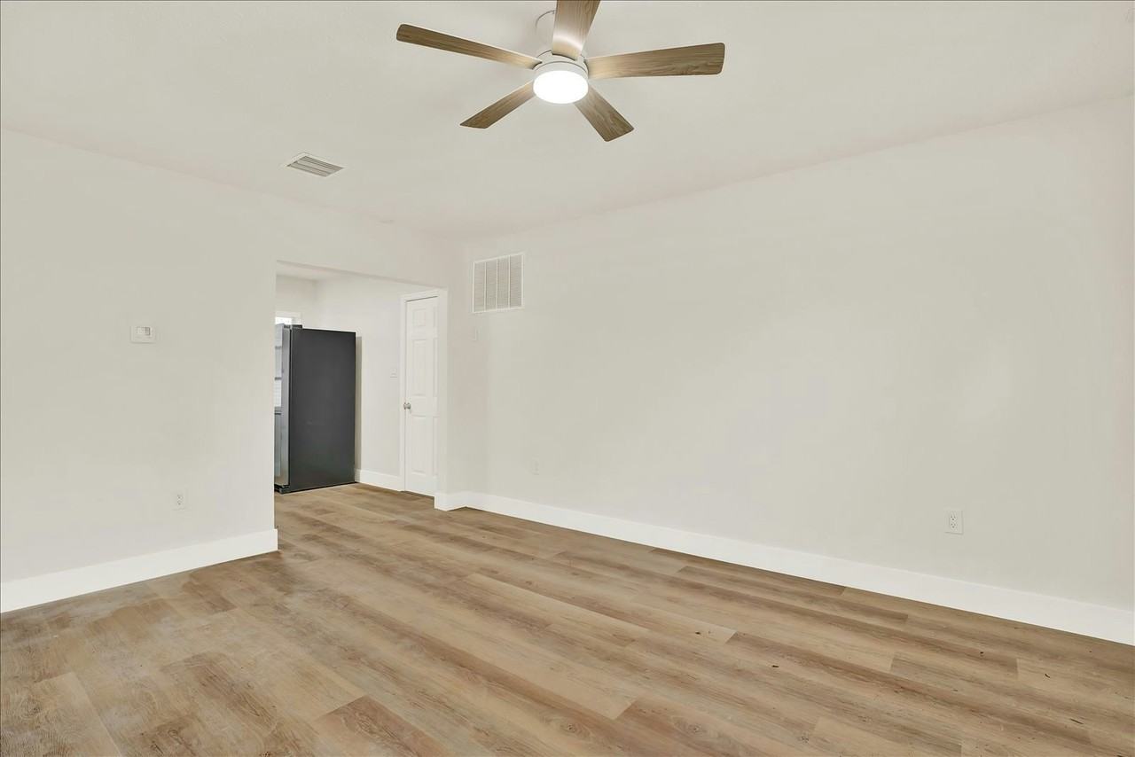 5543 Gulf Drive - Photo 7 of 20