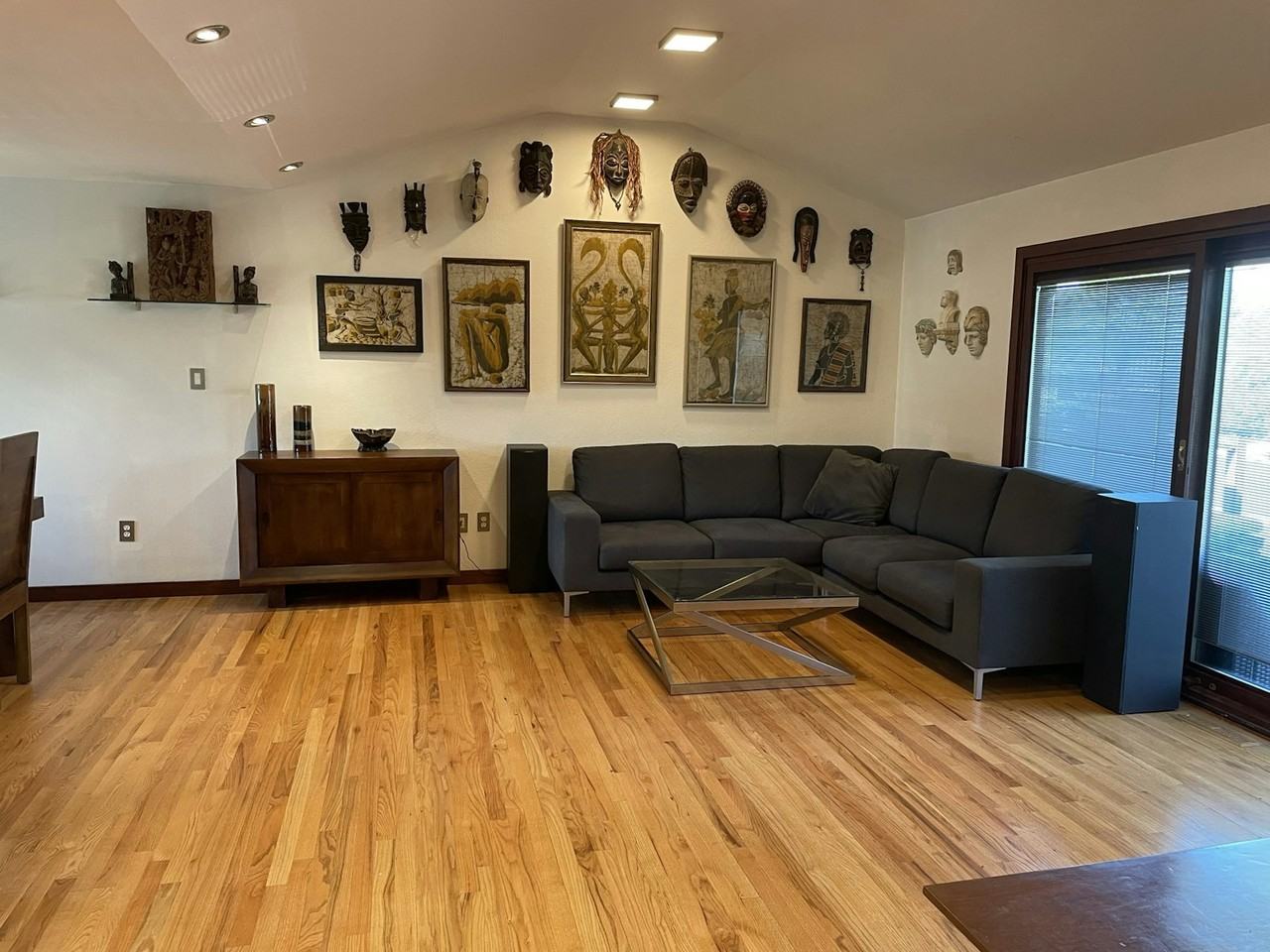 345 Seminole Drive, Unit 4 BR  House - Photo 3 of 40