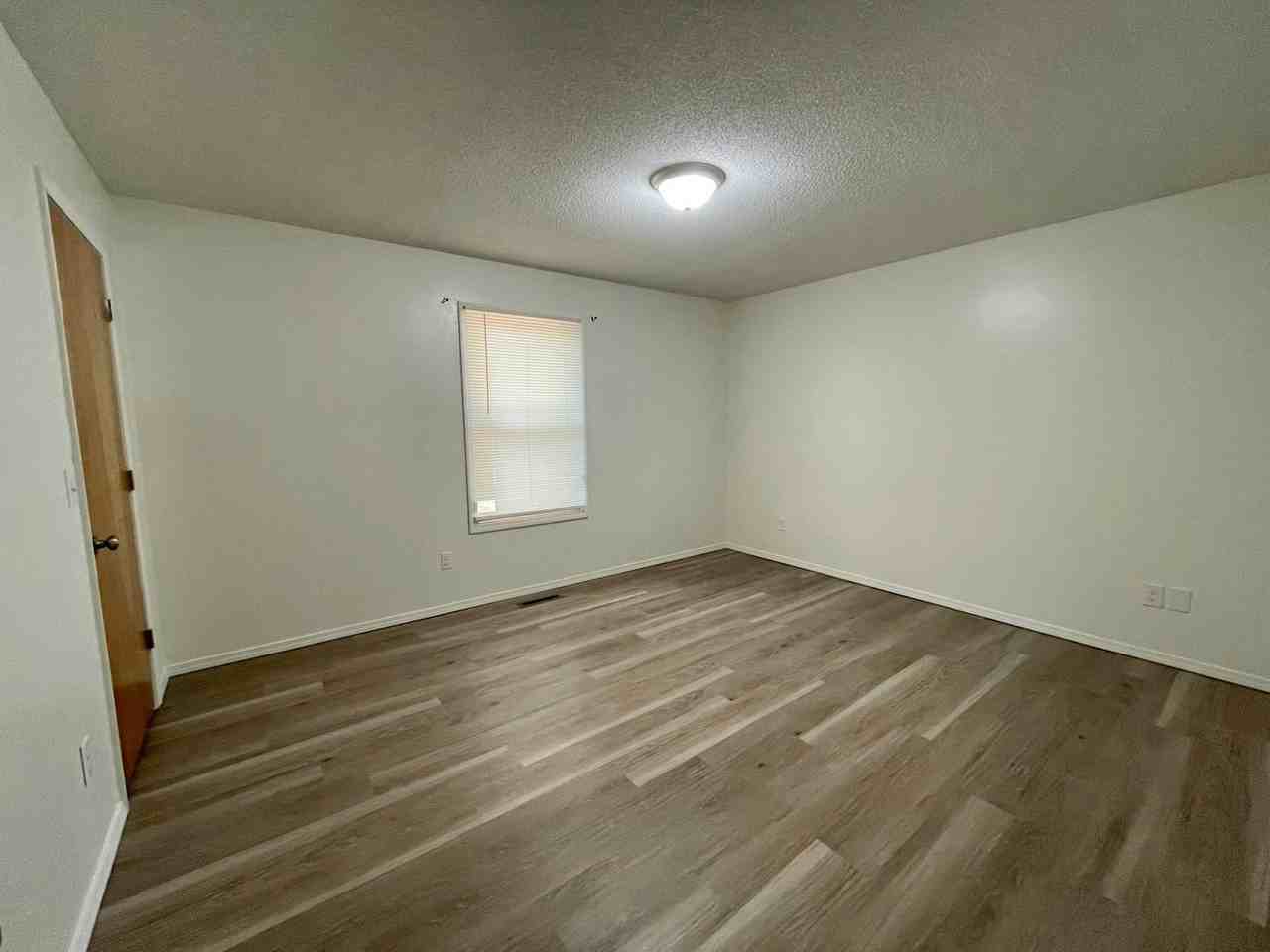 1417 West Rainey Street - Photo 2 of 9