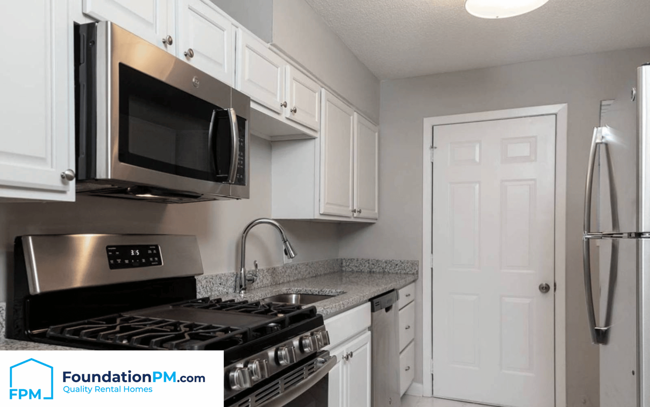 267 Greenlaw Avenue - Photo 2 of 26