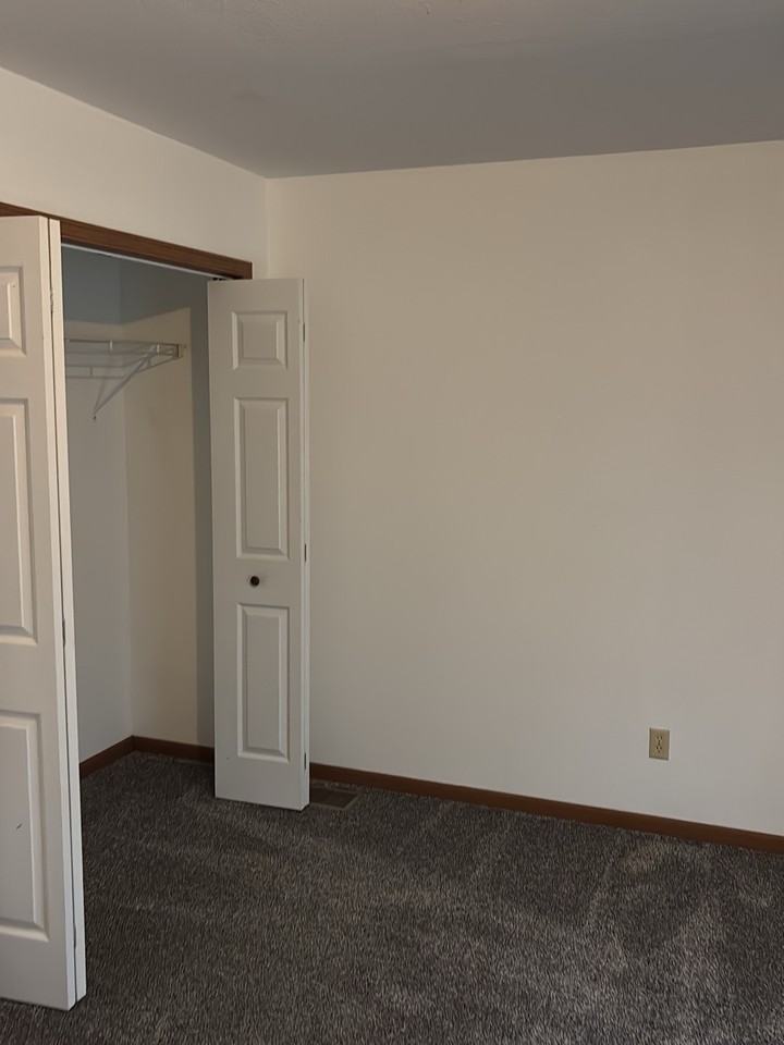 1112 Jefferson Street - Photo 4 of 6